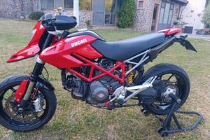 Ducati Hypermotard 1100 evo 