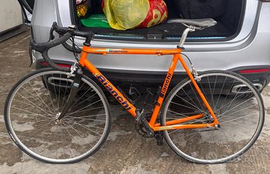Bici da corsa Bianchi