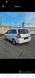 OPEL ZAFIRA B 