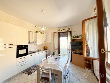 Appartamento Compl. Ristrutturato di 80 mq. U/1004