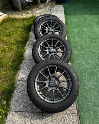 Cerchi da 15 4x100  OZ msw