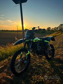 FANTIC xef 125 2025