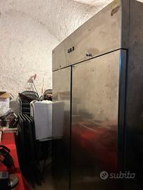 Armadio frigo per ristoranti/bar Afinox