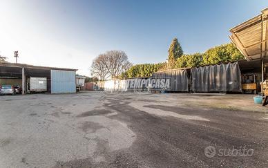 MAGAZZINO CON ANNESSO TERRENO DI PROPRIETA' DI 485