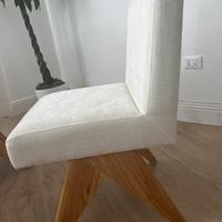 Sedie con gambe in legno e seduta imbottita