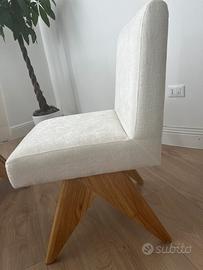 Sedie con gambe in legno e seduta imbottita