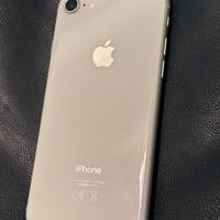 Iphone 7 rotto per ricambi