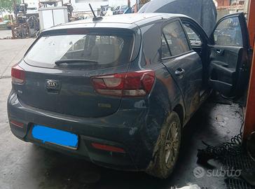 Ricambi usati Kia Rio anno 2021