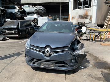 RENAULT CLIO 1.5D - ANNO 2019 - PER RICAMBI