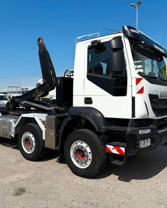 IVECO TRAKKER 450 scarrabile, 8x4 assi stradale