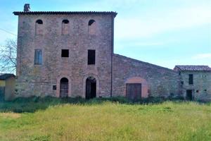 Rustico / Casale di 350 m² a Bevagna