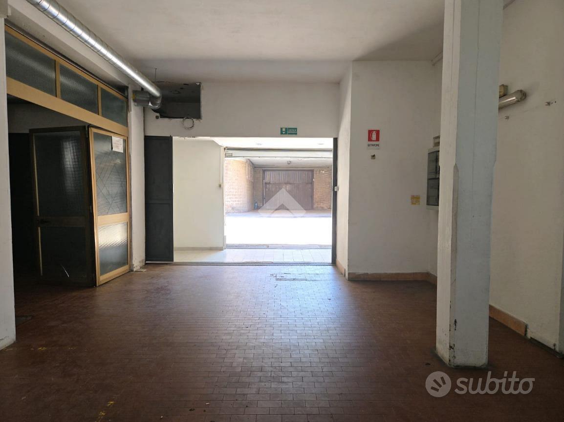 NEGOZIO A ROMA - Vista 4