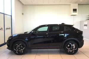 Alfa Romeo Junior BEV 156CV/115kW elettrica S...