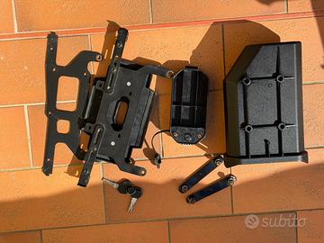 Givi toolbox + kit aggancio