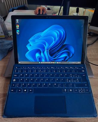 Surface Pro 4|i5-6300U|4GB RAM|128GB NVME