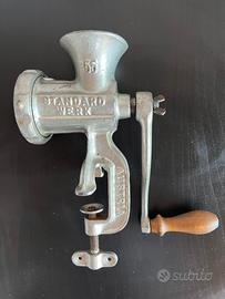 Tritacarne manuale vintage