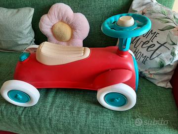 auto triciclo Clementoni 