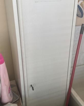 Armadietto Ikea da esterno