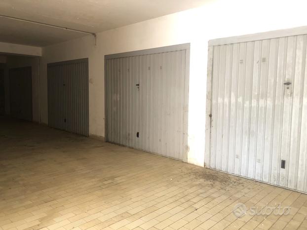 Box/Posto auto Santa Flavia [Cod. rif GST74VCG]