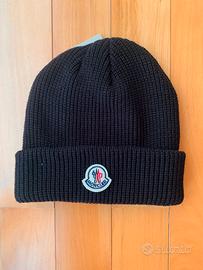 Berretto Moncler nero in lana