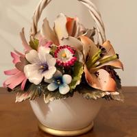 Cestino di fiori in porcellana vintage