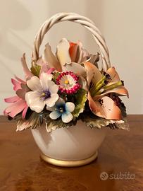 Cestino di fiori in porcellana vintage