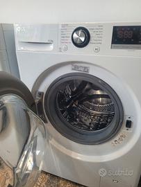LAVATRICE LG 10,5KG  SEMINUOVA CON GARANZIA 