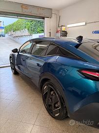 Peugeot 408 GT Hybrid 225 cv AT 8