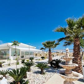 Stabilimento Balneare con Ristorante e Bar
