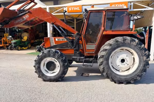 trattore Fiat 90 90 con caricatore