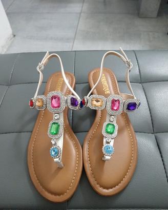 sandalo Infradito con gioielli n 37 