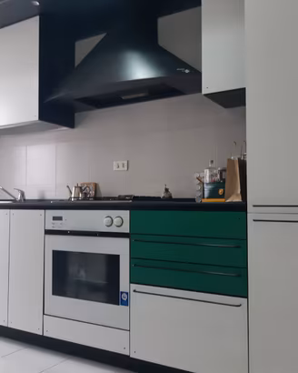 Cucina in eccellente stato marca VALCUCINE