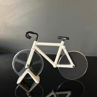 Tagliapizza a forma di bicicletta
