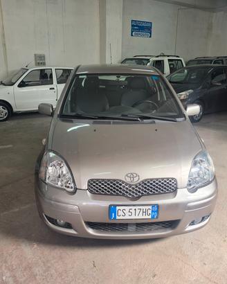 Toyota Yaris 1.0i 16V cat 5 porte