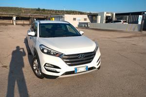 Tucson diesel 1.7 CRDi Xpossible 