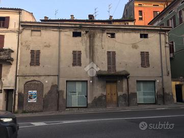 CASA SEMINDIPENDENTE A NOCETO