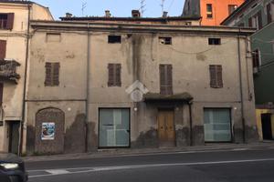 CASA SEMINDIPENDENTE A NOCETO