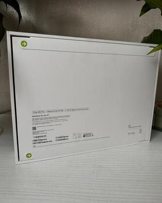 Macbook Pro M5 Pro 24 RAM 1TB(NUOVO SIGILLATO)
