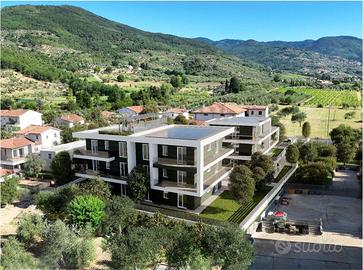 APPARTAMENTO NUOVO 3 CAMERE GIARDINO E GARAGE