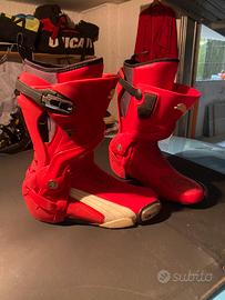 Stivali da pista moto