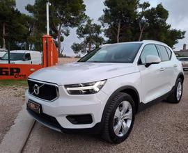 Volvo XC40-2.0-150cv*led*navi*Radar