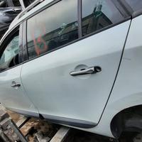 RENAULT MEGANE STATION WAGON 2012 - PORTA POSTERIO