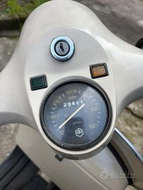 Vespa PE200