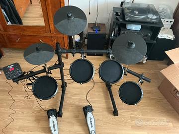 Alesis Turbo batteria elettronica.