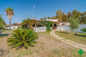 PORZIONE DI BIFAMILIARE A LATINA