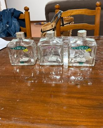 3 Bottiglie gin cubical vuote