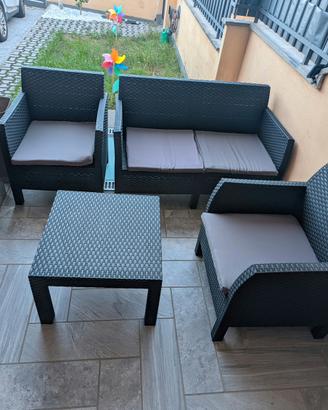 Salotto da esterno in rattan