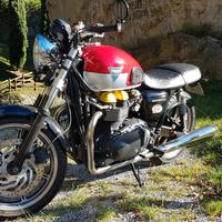 Triumph Bonneville SE anno 212