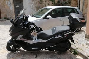 Maxi scooter 