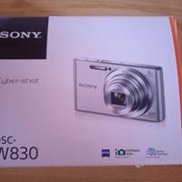 Fotocamera Sony DSC-W830